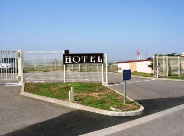 Hotel L'Epicurien Saint-Nicolas-de-Port Exterior foto